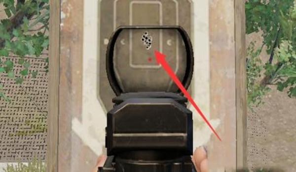 和平精英蓝鲨压枪辅助器