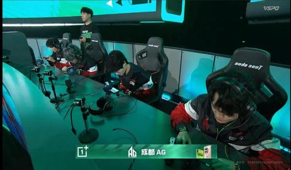 和平精英有没有锁圈辅助